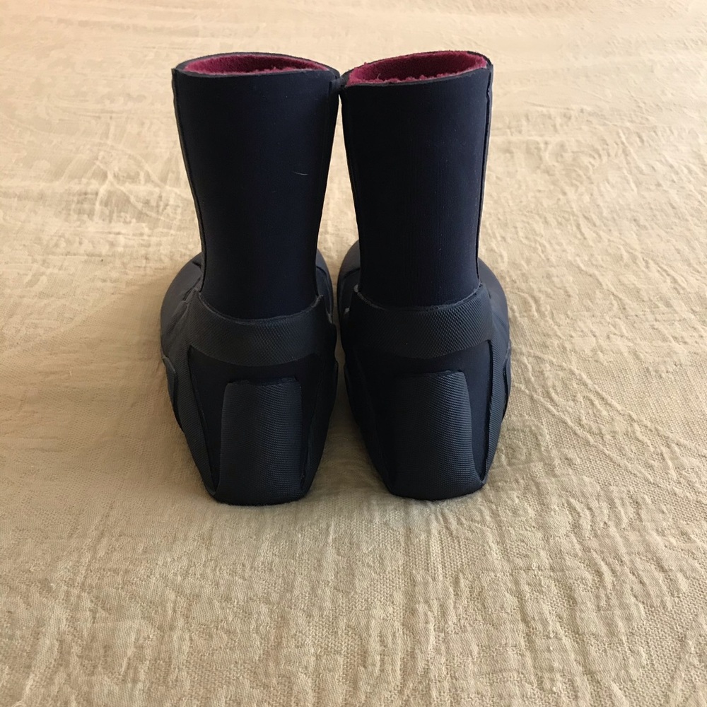 Gill Skiff Boot